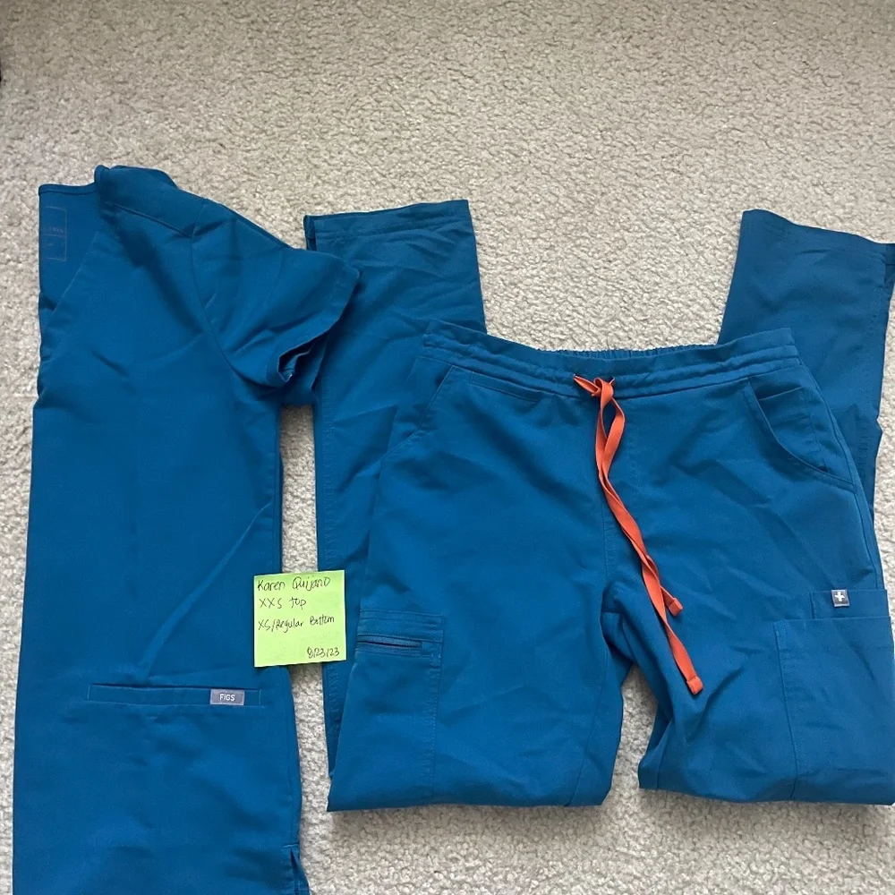 Figs / fabletics scrubs - Picture 1 of 9